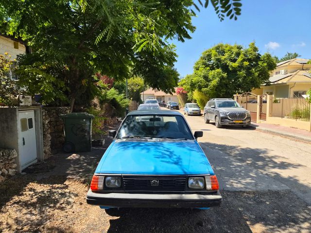 מודעת רכב סובארו טנדר (בראט)