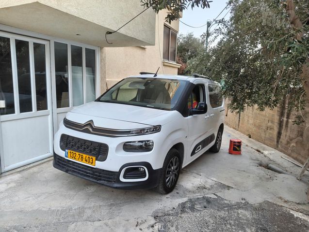 מודעת רכב סיטרואן ברלינגו