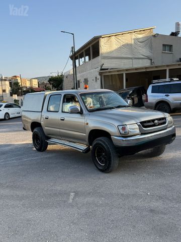 טויוטה היילקס
