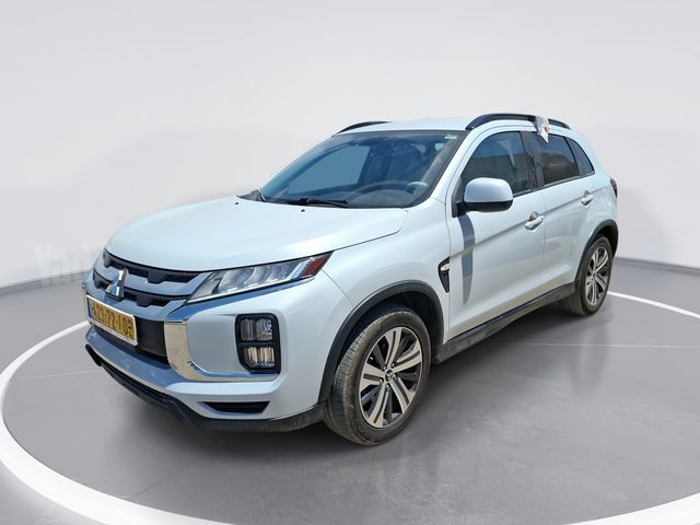 מודעת רכב מיצובישי ASX