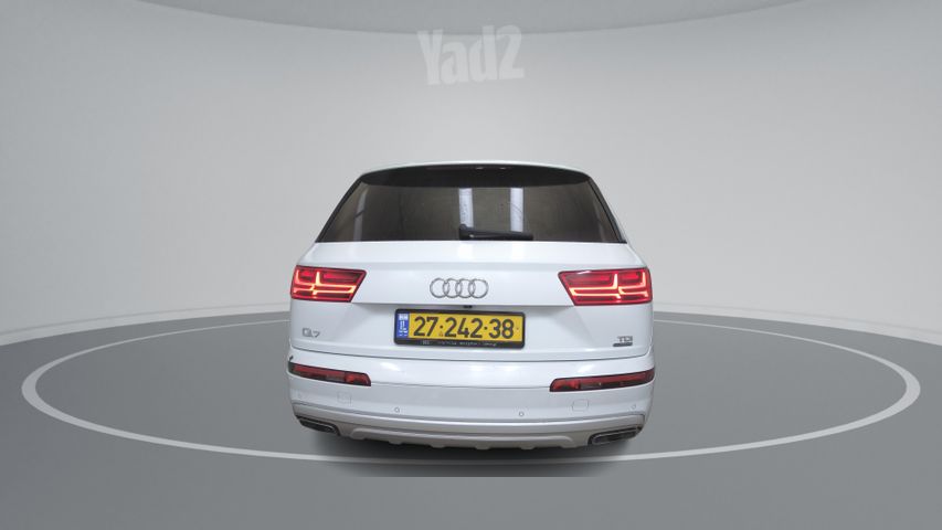 אאודי Q7