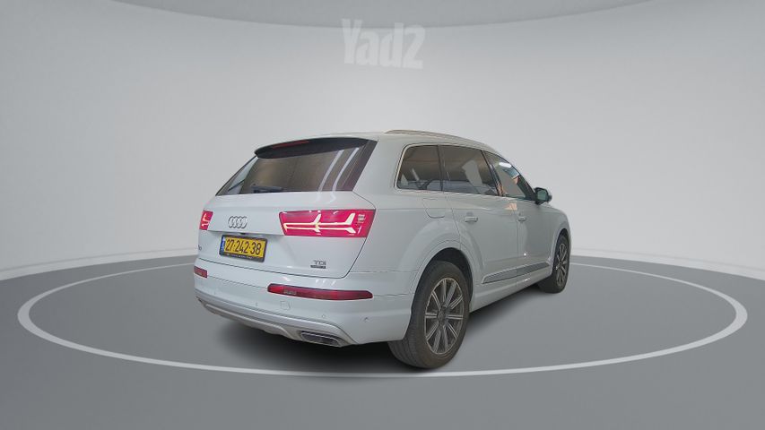 אאודי Q7