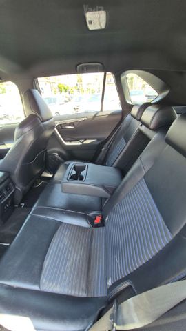 טויוטה RAV4