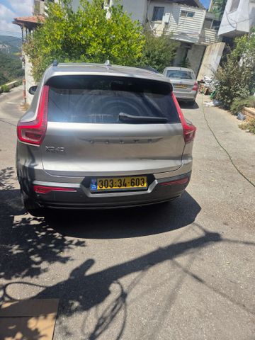 וולוו XC40