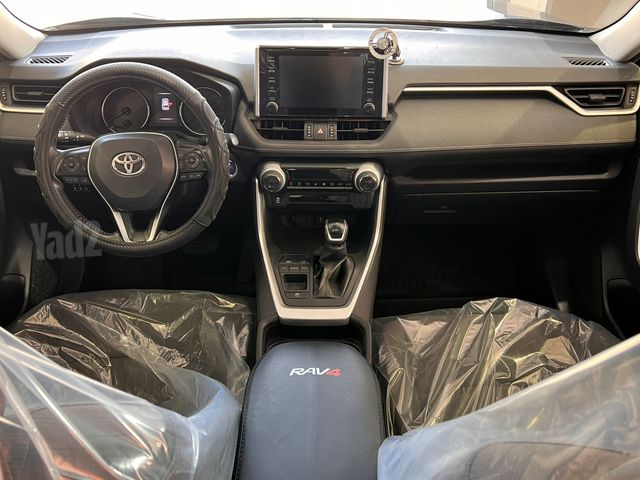 טויוטה RAV4