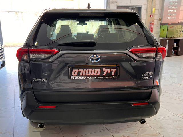 טויוטה RAV4