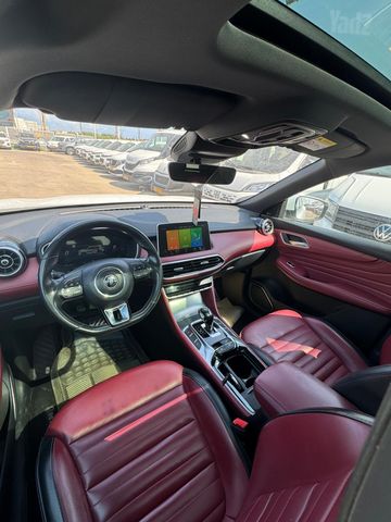 אם ג'י EHS PHEV
