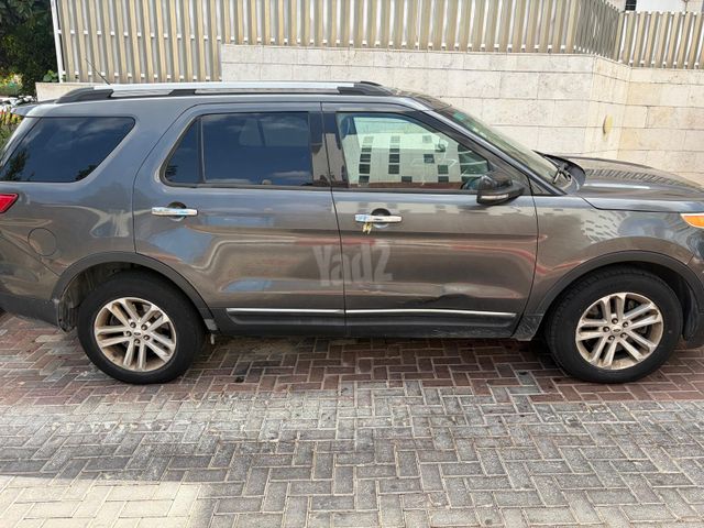 מודעת רכב פורד אקספלורר