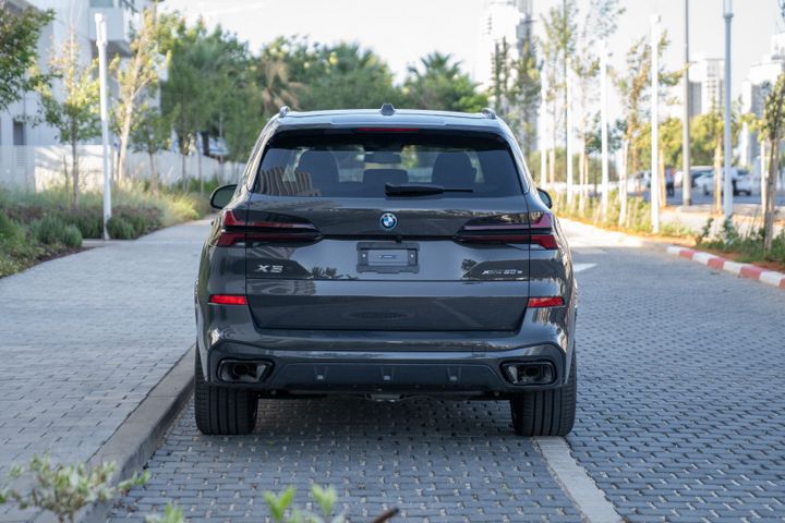 ב מ וו X5