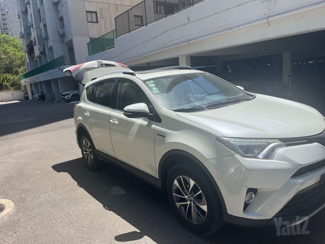 מודעת רכב טויוטה RAV4