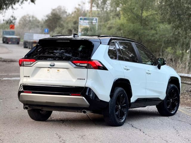 טויוטה RAV4