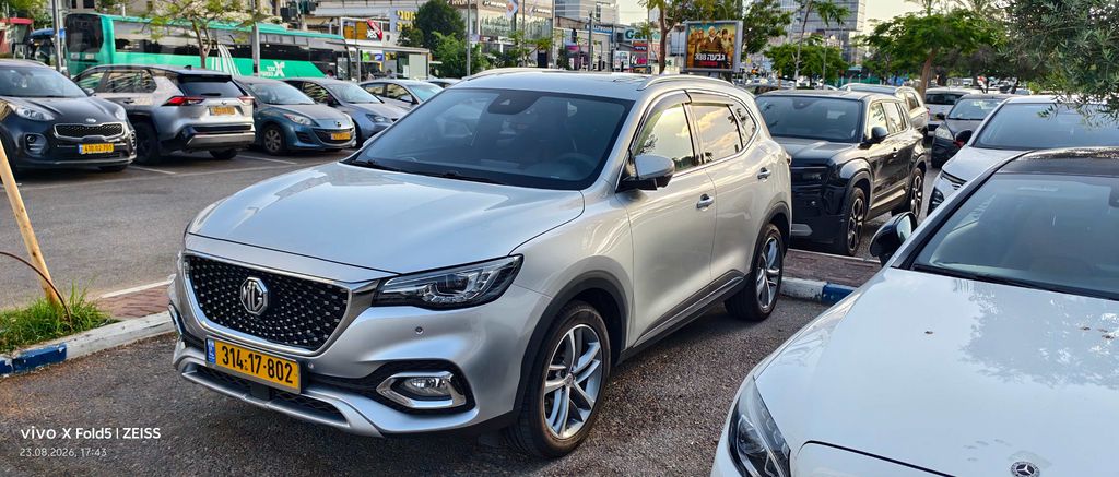 אם ג'י EHS PHEV