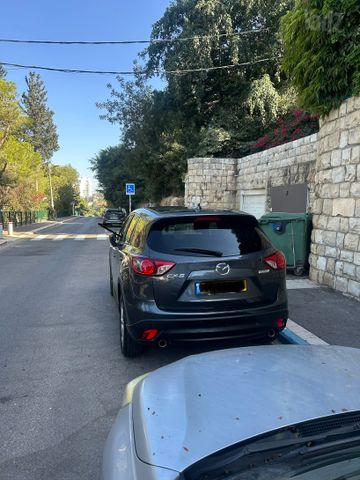 מודעת רכב מאזדה CX-5