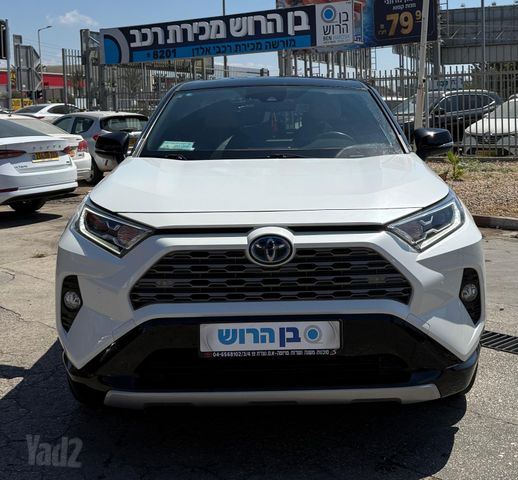 טויוטה RAV4