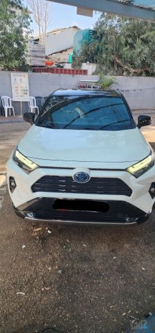 טויוטה RAV4
