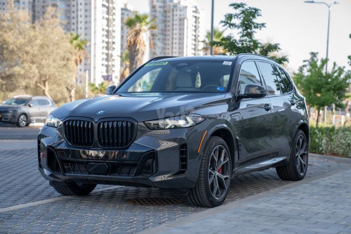 ב מ וו X5