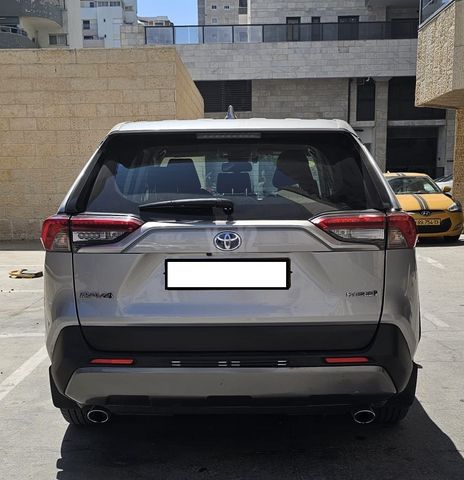 טויוטה RAV4