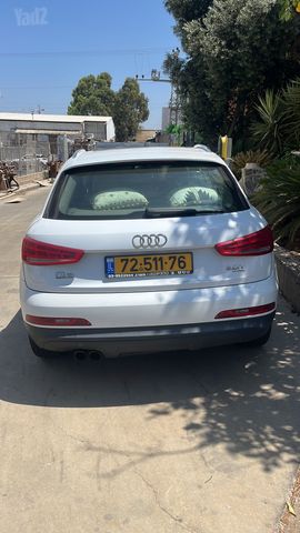 אאודי Q3
