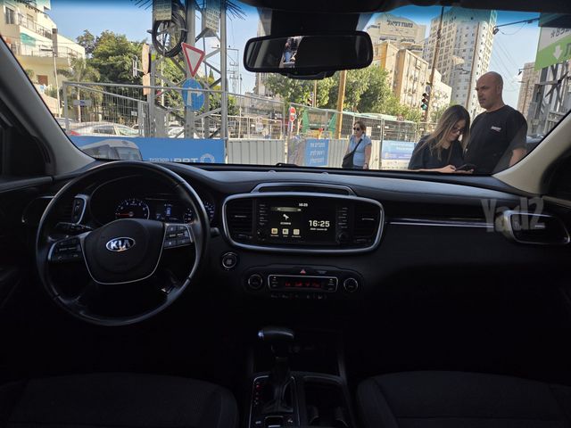 קיה סורנטו
