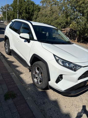 מודעת רכב טויוטה RAV4