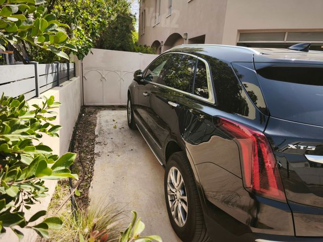 מודעת רכב קאדילק XT5