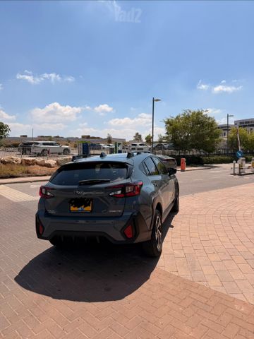 סובארו קרוסטרק