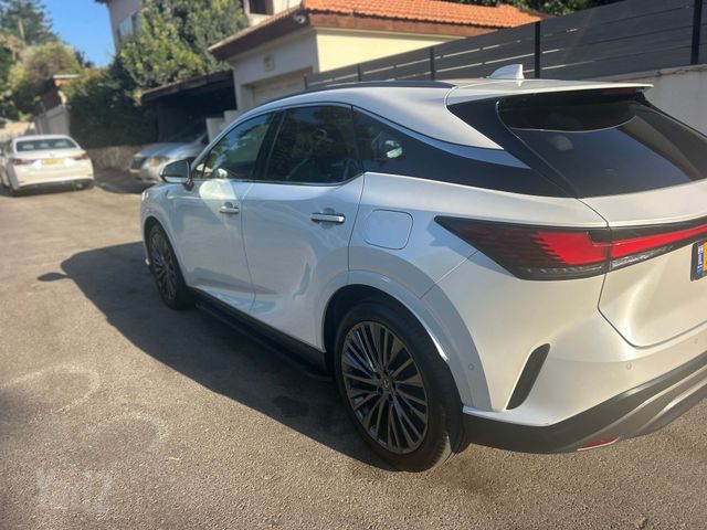 לקסוס RX