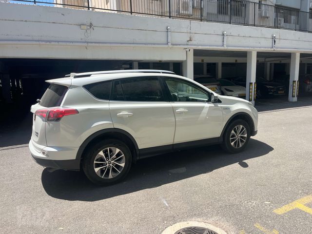 טויוטה RAV4