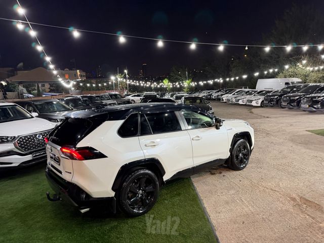 מודעת רכב טויוטה RAV4