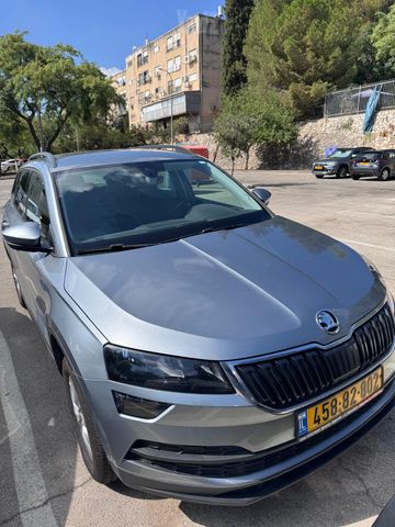 מודעת רכב סקודה קארוק