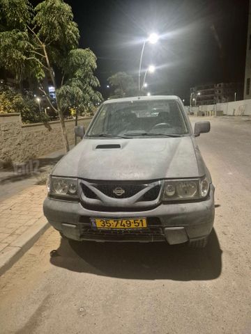 ניסאן טראנו