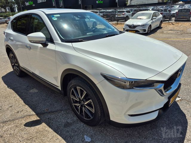 מודעת רכב מאזדה CX-5