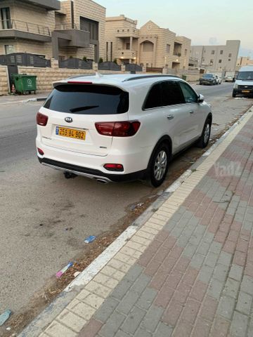 קיה סורנטו