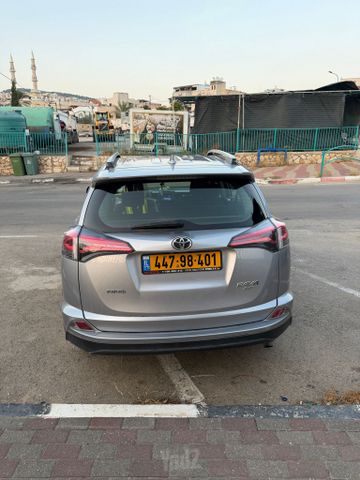 מודעת רכב טויוטה RAV4