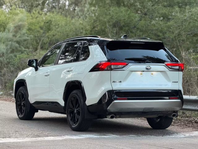 טויוטה RAV4