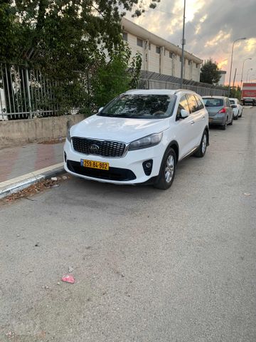 מודעת רכב קיה סורנטו