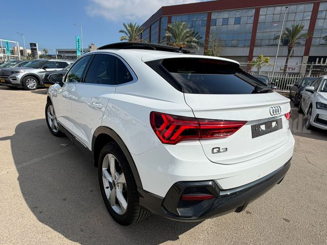 אאודי Q3