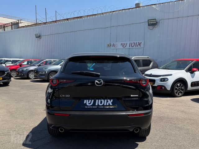 מאזדה CX-30