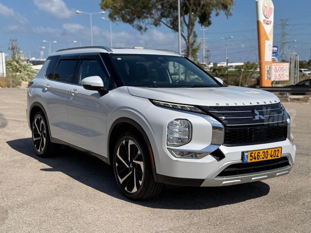 מיצובישי אאוטלנדר