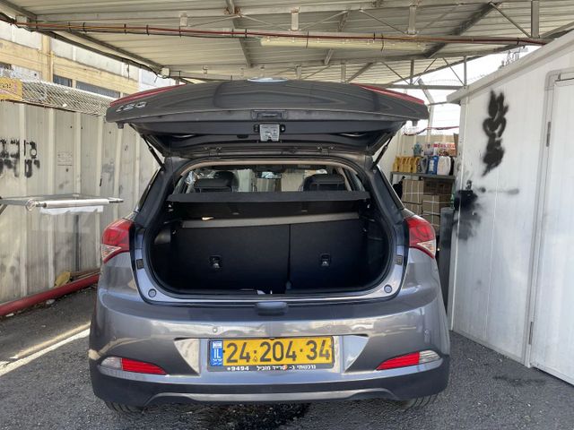 יונדאי i20