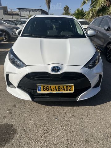 מודעת רכב טויוטה יאריס