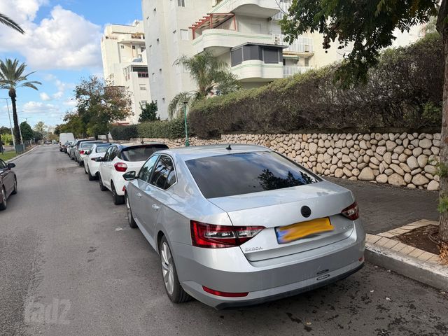 מודעת רכב סקודה סופרב 1