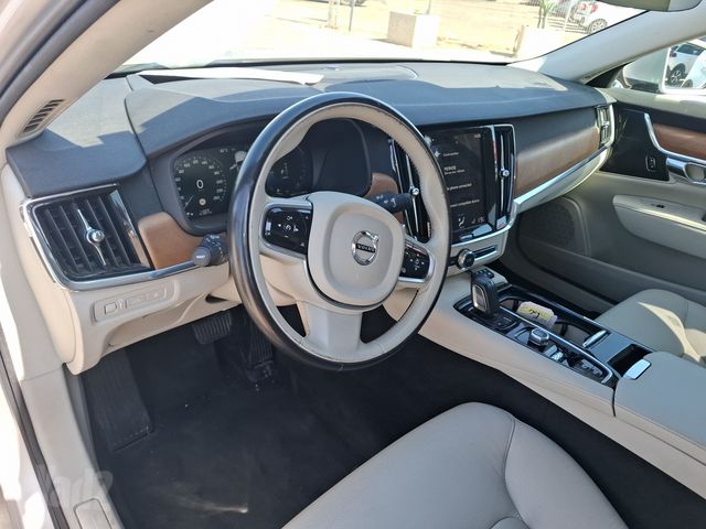 וולוו S90