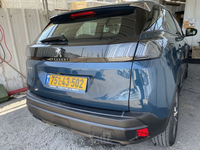 פיג'ו 3008