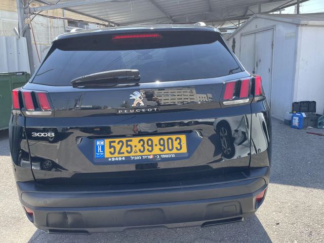 פיג'ו 3008
