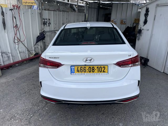 יונדאי אקסנט i25
