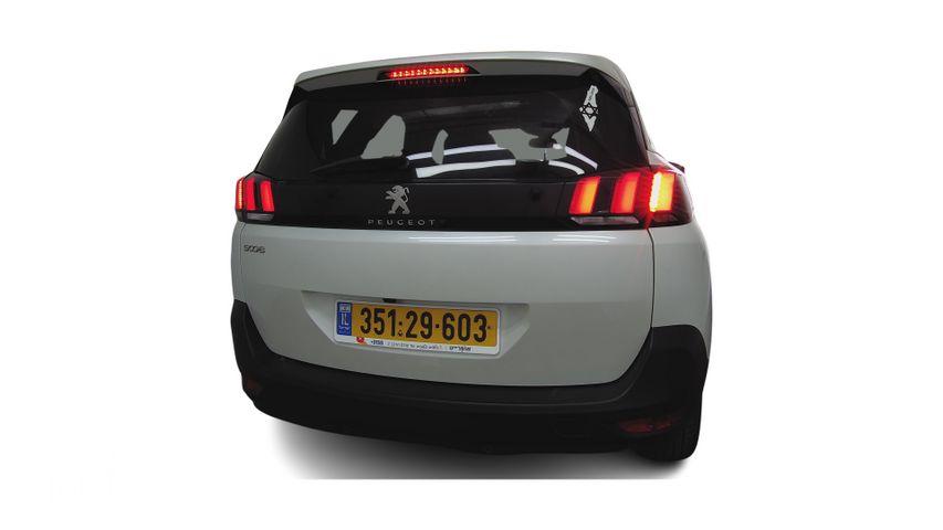 פיג'ו 5008