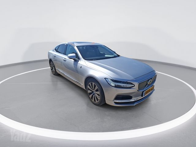 וולוו S90