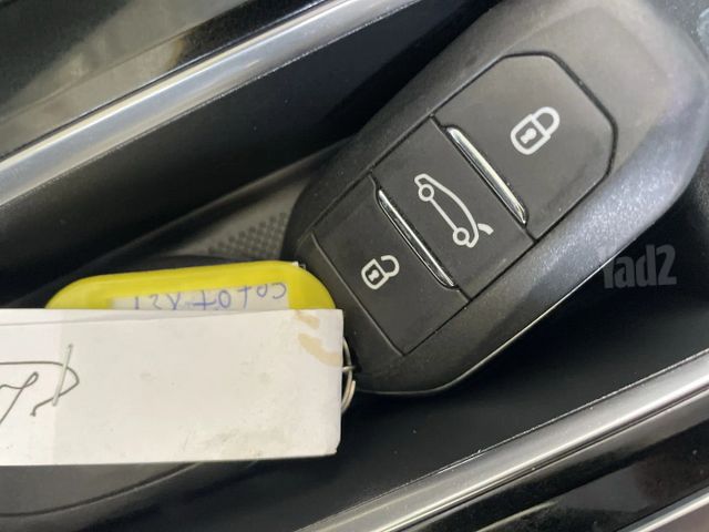 פיג'ו 3008