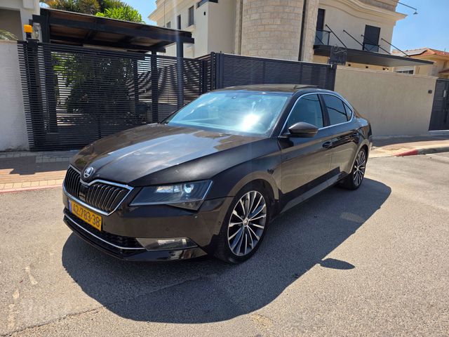 מודעת רכב סקודה סופרב
